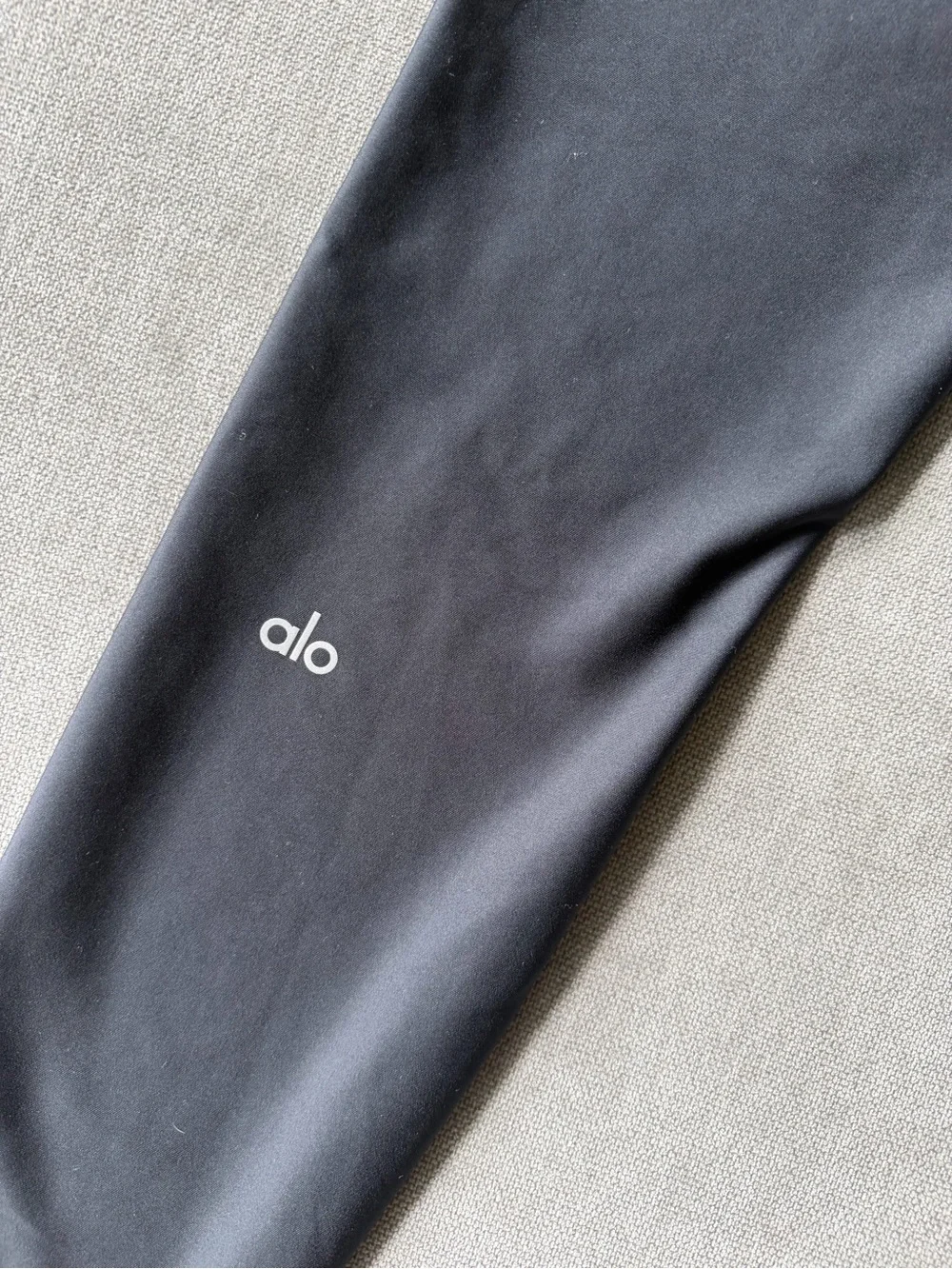 ALO Yoga good preowned